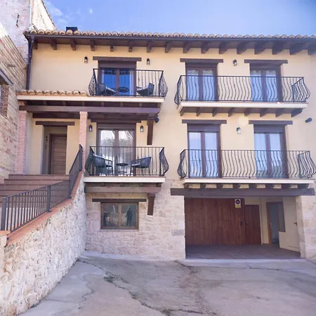 El Sueño Del Búho 5. Un Con Chimenea Beceite